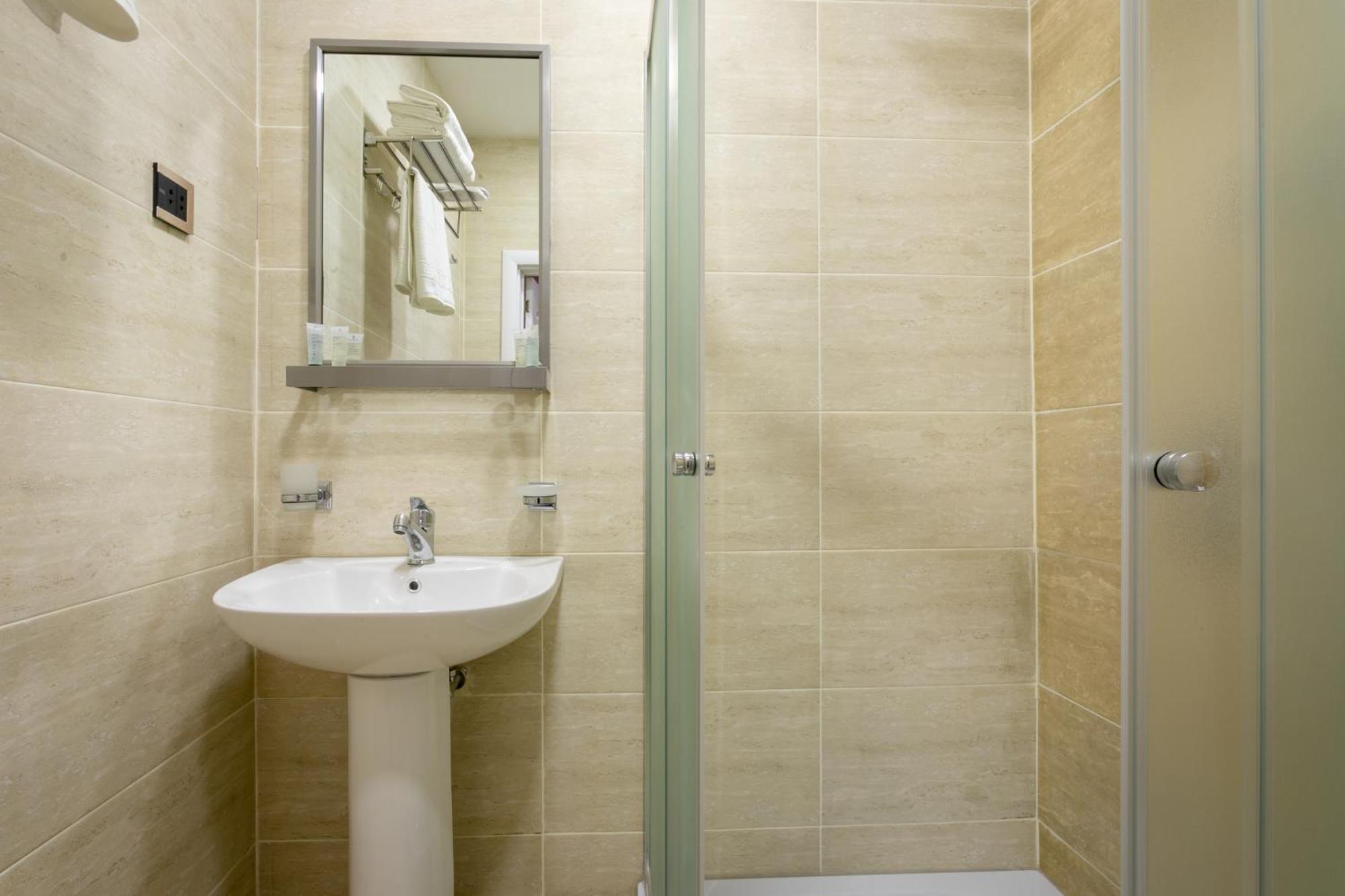 Garden Inn Nizami Hotel Baku Kültér fotó